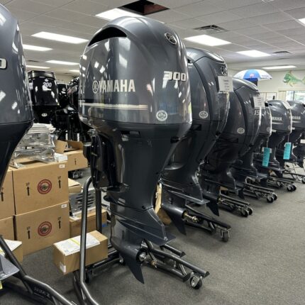 BRAND NEW Yamaha F300XA 4-Stroke 25” Shaft